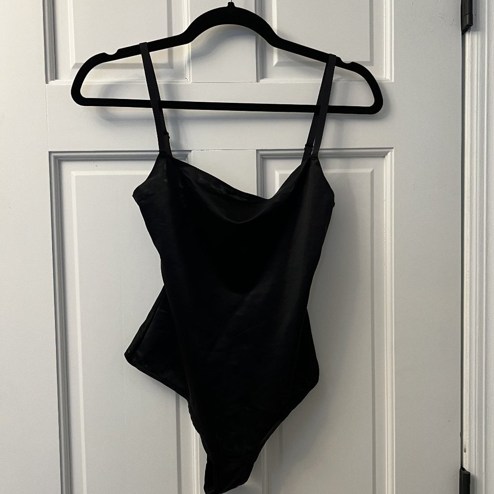 NWT Skims Barely There Scoop Bodysuit Onyx Black Size Small